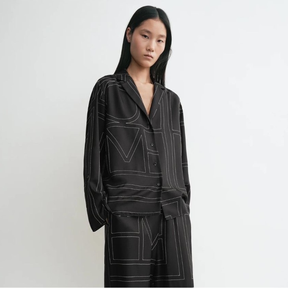 TOTEME Monogram Silk PJ Top Black